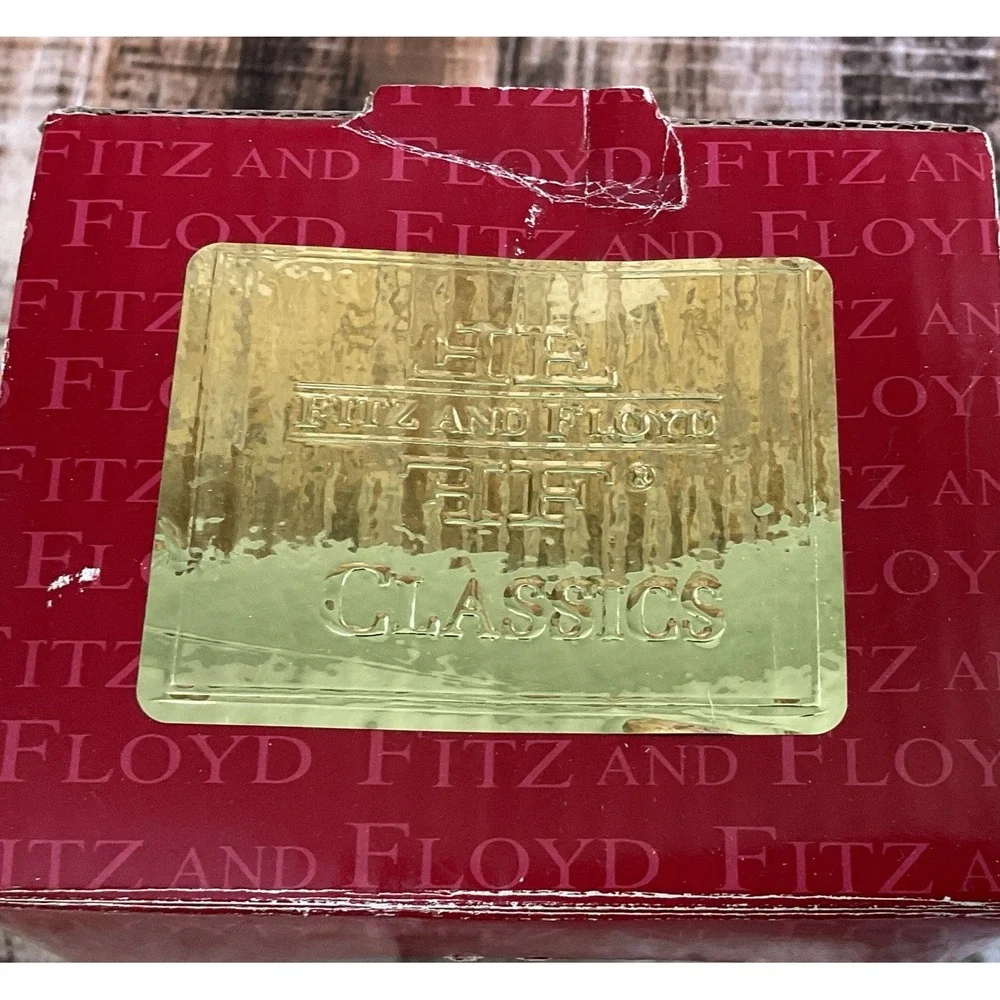 Fitz and Floyd Glass Santa Christmas Ornament
